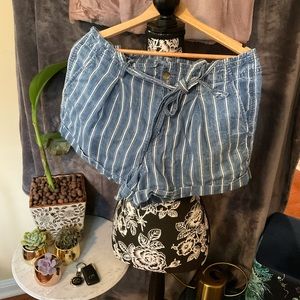 American Eagle High Rise Short Sz 14